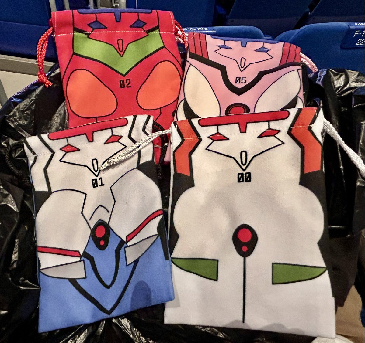 おもち巾着袋、無事ゲット✌️🥹 #エヴァフェス