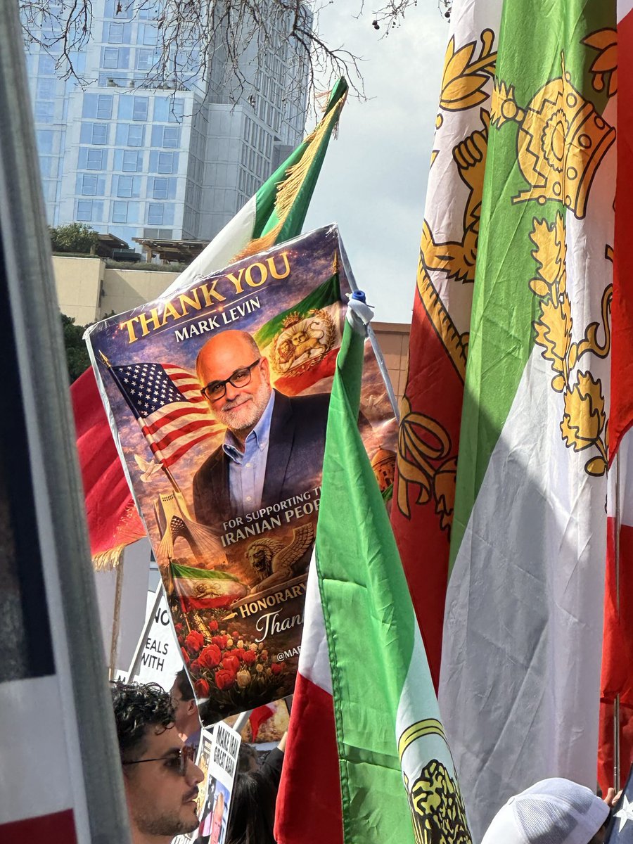 meli652fa's tweet photo. @marklevinshow 🙏🙏🙏🙏🙏#IranMassacre #IranRevolution2026 #KingRezaPahlavi #markrlevin https://t.co/YmJvU4NFTe