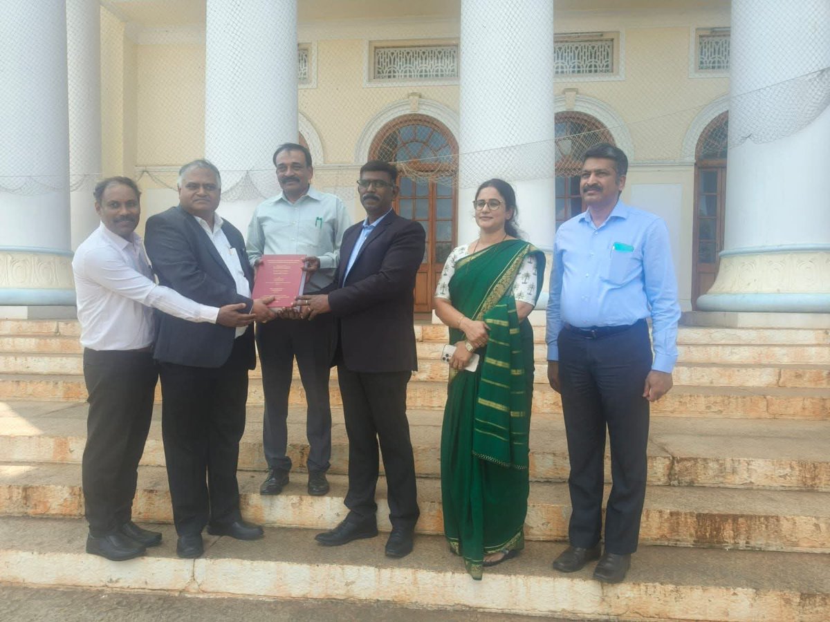 Hearty congratulations 
<a href="/Captain_Mani72/">Manivannan P 🇮🇳</a>  sir, on successfully submitting your PhD thesis to the University of Mysore.
💐💐🎉🎉