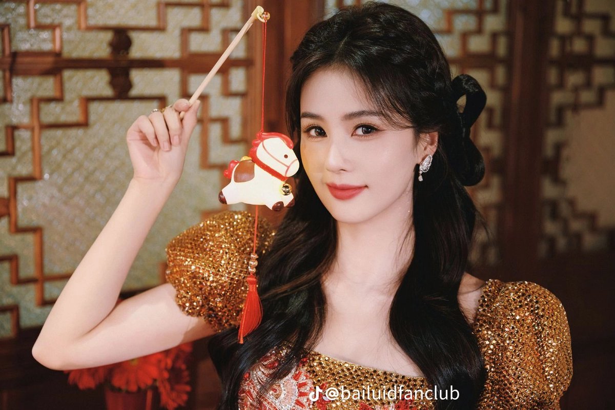 𝐍𝐨𝐫𝐚 ♡ tweet media