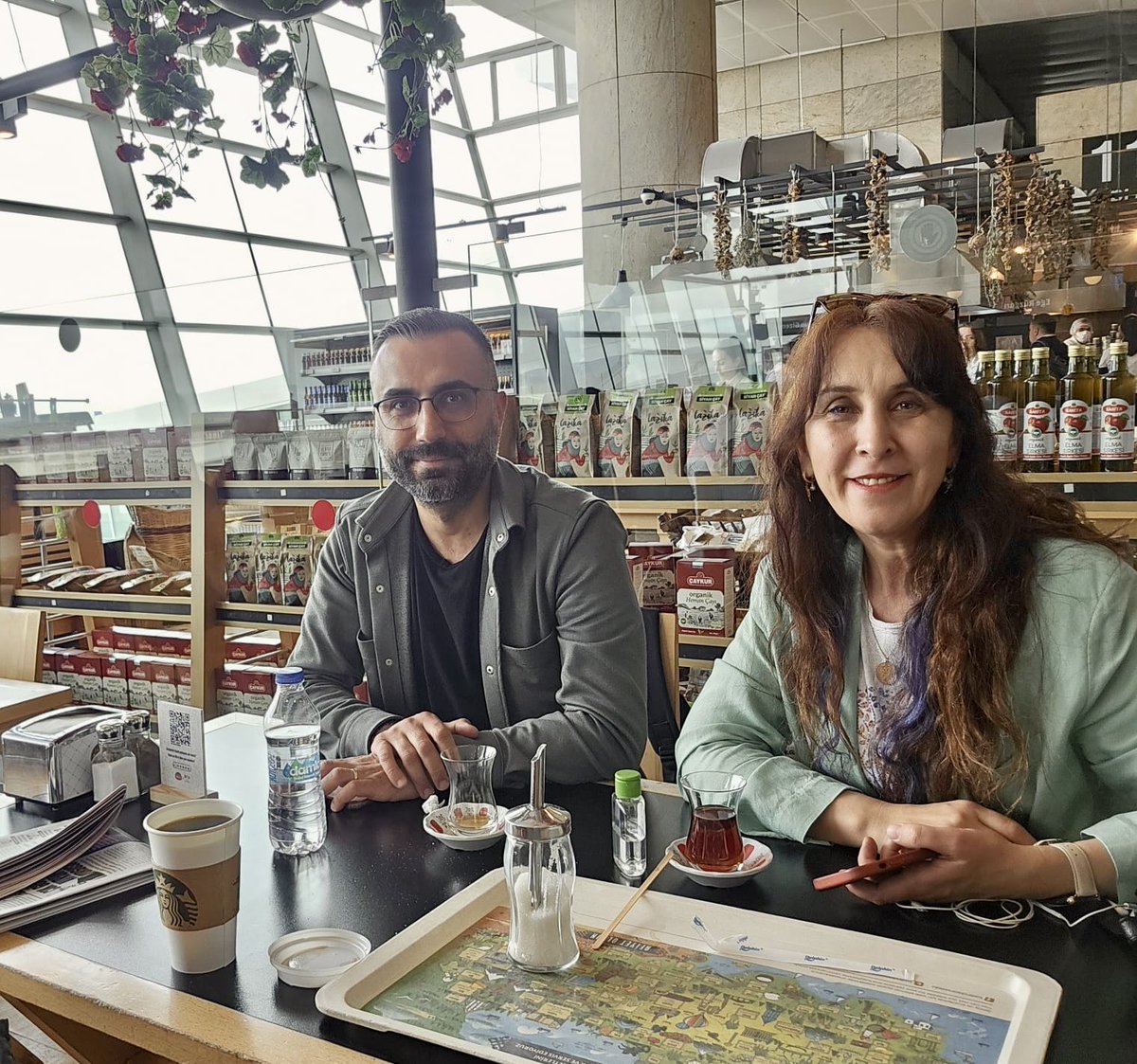 Sanıyorsunuz ki unutacağız, unutmayacağız… Alican içimizden biridir, muhabirdir, idealisttir, tüm siyasilere mesafelidir, hesap kitap yapmaz… Arkadaşımızı serbest bırakın…