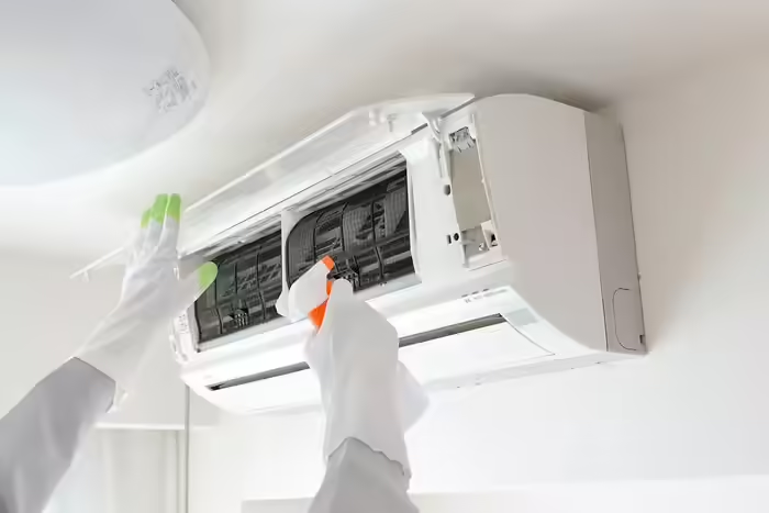 DineshRedBull's tweet photo. AC Maintenance: एसी सर्विस करवाते समय जरूर चेक करें ये 5 चीजें, वरना चूना लगा जाएगा टेक्नीशियन 

अगर आप चाहते हैं कि आपका Air Conditioner पूरी गर्मी जबरदस्त ठंडक दे और बिजली का बिल भी कम आए, तो सर्विस के दौरान टेक्नीशियन के भरोसे न बैठें। इन 5 मुख्य बातों पर गौर करके आप खुद को ठगे जाने से बचा सकते हैं।

1. फिल्टर और कूलिंग कॉइल्स की बारीकी से सफाई

सर्विस के दौरान सबसे पहले यह देखें कि Indoor Unit के फिल्टर और कूलिंग कॉइल्स को पूरी तरह साफ किया गया है या नहीं। अगर कॉइल्स में धूल रह गई, तो एसी कभी भी अच्छी कूलिंग नहीं देगा। विंडो एसी हो तो उसे खिड़की से बाहर निकाल कर ही सर्विस करवाएं।

2. गैस प्रेशर और लीकेज की जांच

अक्सर टेक्नीशियन बिना चेक किए ही गैस खत्म होने की बात कहकर ��ारी खर्चा बता देते हैं। हमेशा प्रेशर गेज से Gas Pressure चेक करवाएं। यदि गैस कम है, तो रीफिल कराने से पहले Leakage Point को ठीक करना जरूरी है, वरना गैस फिर से निकल जाएगी।

3. ड्रेनेज पाइप की सफाई

सर्विस के बाद कमरे के अंदर पानी टपकने की समस्या आम है। इससे बचने के लिए Drain Pipe को प्रेशर के साथ साफ करवाएं ताकि कचरा बाहर निकल जाए और लीकेज की समस्या न रहे।

4. आउटडोर यूनिट और कंडेंसर फिन्स

सिर्फ अंदर की यूनिट साफ करना का���ी नहीं है। Outdoor Unit के कंडेंसर फिन्स पर जमी धूल को पानी के तेज प्रेशर से साफ करवाएं। अगर बाहर की यूनिट गंदी होगी, तो कंप्रेसर ओवरहीट होकर बार-बार बंद हो जाएगा।

5. कंप्रेसर का शोर और करंट रेटिंग

सर्विस पूरी होने के बाद एसी चलाकर कंप्रेसर की आवाज सुनें। इसके साथ ही Ampere Meter से चेक करवाएं कि एसी सही करंट ले रहा है या नहीं। यदि करंट ज्यादा है, तो मशीन में कोई तकन��की समस्या हो सकती है।

इन सावधानियों के साथ आप अपने एसी की उम्र बढ़ा सकते हैं और बेवजह के खर्चों से बच सकते हैं।

#ACService #MaintenanceTips #SummerReady #AirConditioner #EnergySaving #CoolingTips #HomeAppliances #TechAdvice #SaveMoney #SmartLiving