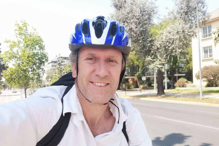 #JuanCarlosMuñoz está entre los 10 mejores ministros de nuestra historia. Logró que nuestra locomoción colectiva fuera top en electromovilidad. Acortó tiempos en transporte con las nuevas lineas del metro. Mejoró toda la red vial. Redujo evasión. Sumó conectividad digital AUS.👏🏼