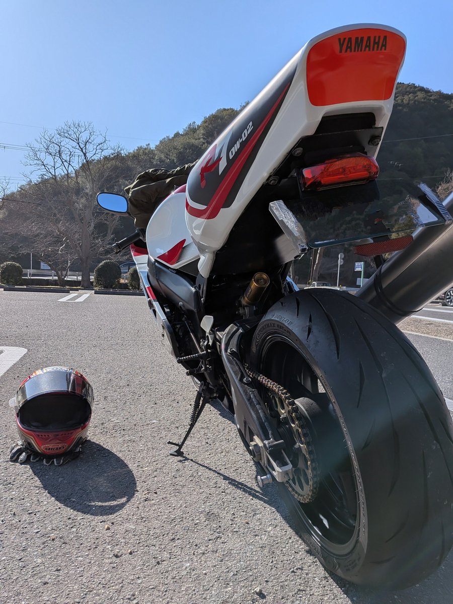 killer4638's tweet photo. 久々に乗ってみた。
1年振り位？
#yzfr7
#ow02
#yamaha https://t.co/vwerVTL0Mj