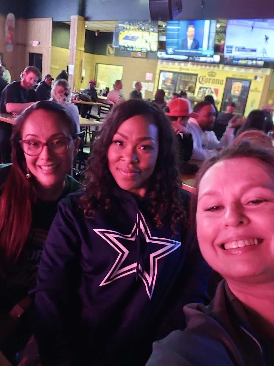 FlyGirl🧳526 tweet media