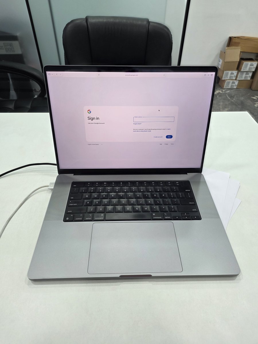 Trolling_isart's tweet photo. The Apple MacBook is honestly one of the most value-for-money products I’ve ever used.
You invest once and it easily lasts 7–8 years with consistent performance and Great battery life. https://t.co/gD4SuoccMA