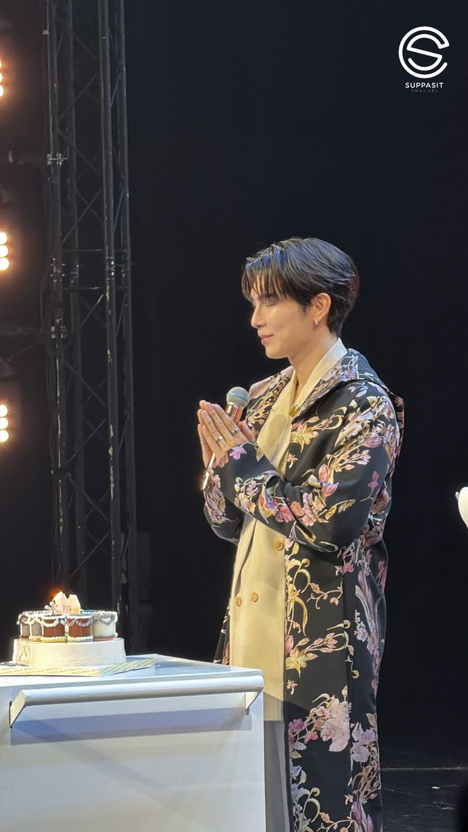 Suppasit Channel tweet media