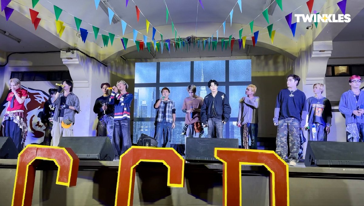 _twinklesofc's tweet image. [📸] AZTER SHOTS

AZTER brought their energy to PPOP Campus Tour at CCP! 💥 In case you missed it, here are some shots of them showcasing their powerful performances! 💜✨

#AZTER #WeBloomAndShine
#AzterXTwinkles @azter_ph