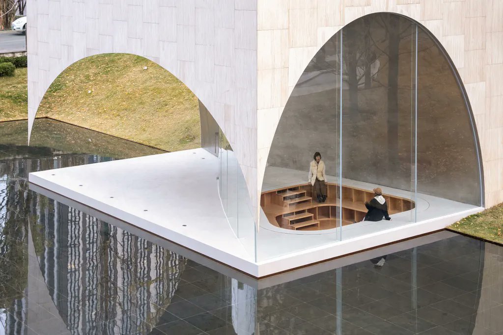4AAAAart's tweet photo. Chinese art centre by Atelier Xi 

Guizhou Province, China 🇨🇳 https://t.co/pW873yFHC4