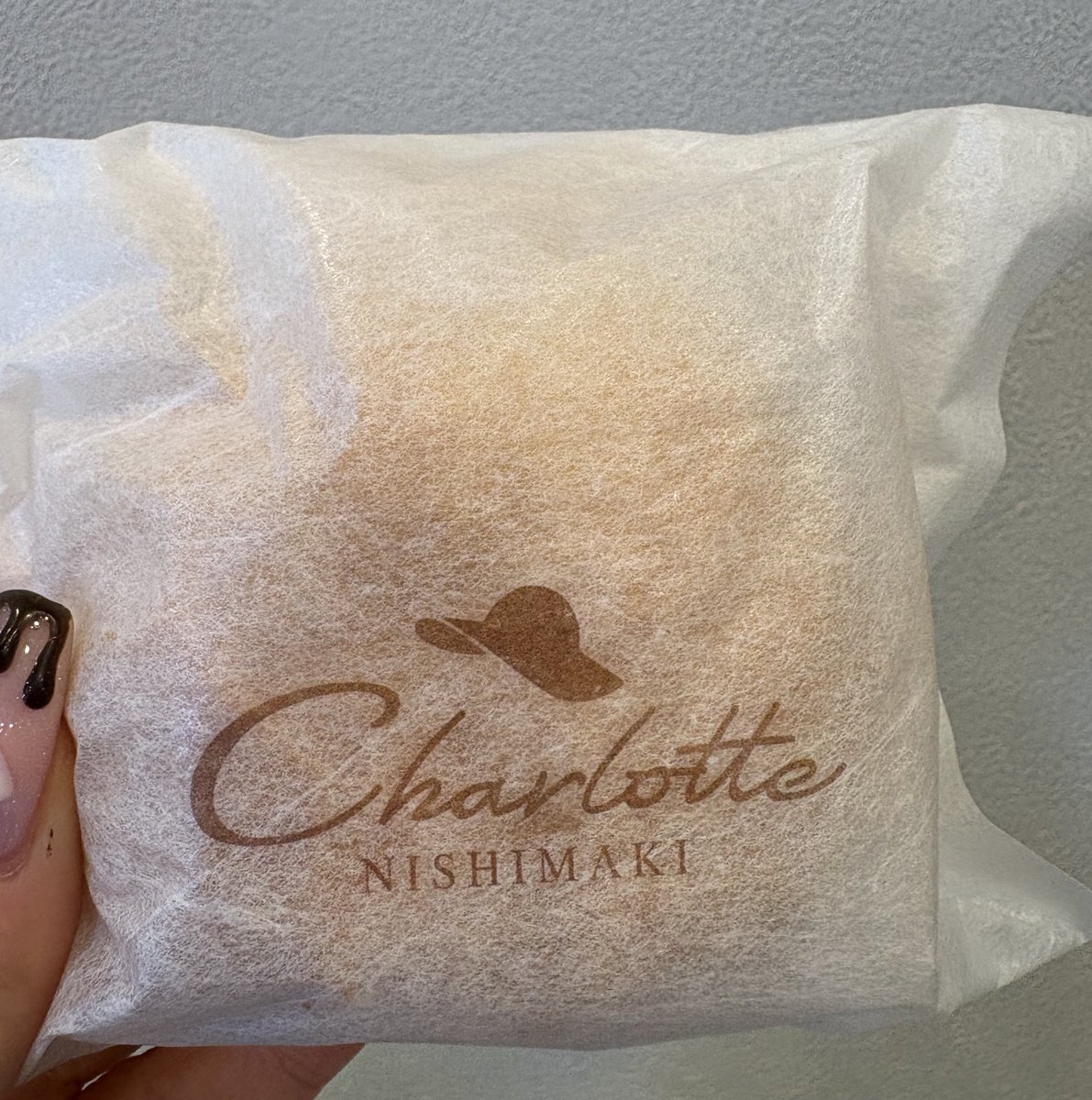 本日シュークリームたくさん焼いております🎶レストラン１階テイクアウトコーナーとシャルロットどちらでも販売しておりますのでお土産やデザートに是非いかがでしょうか💫💫