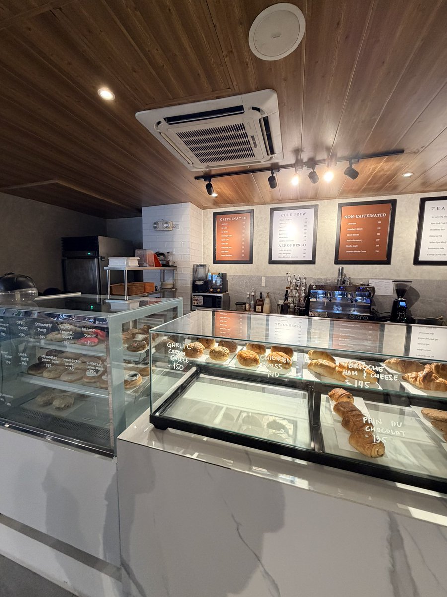 LUCKEY 🗝 (fan account 🐈‍⬛️🐈) tweet media