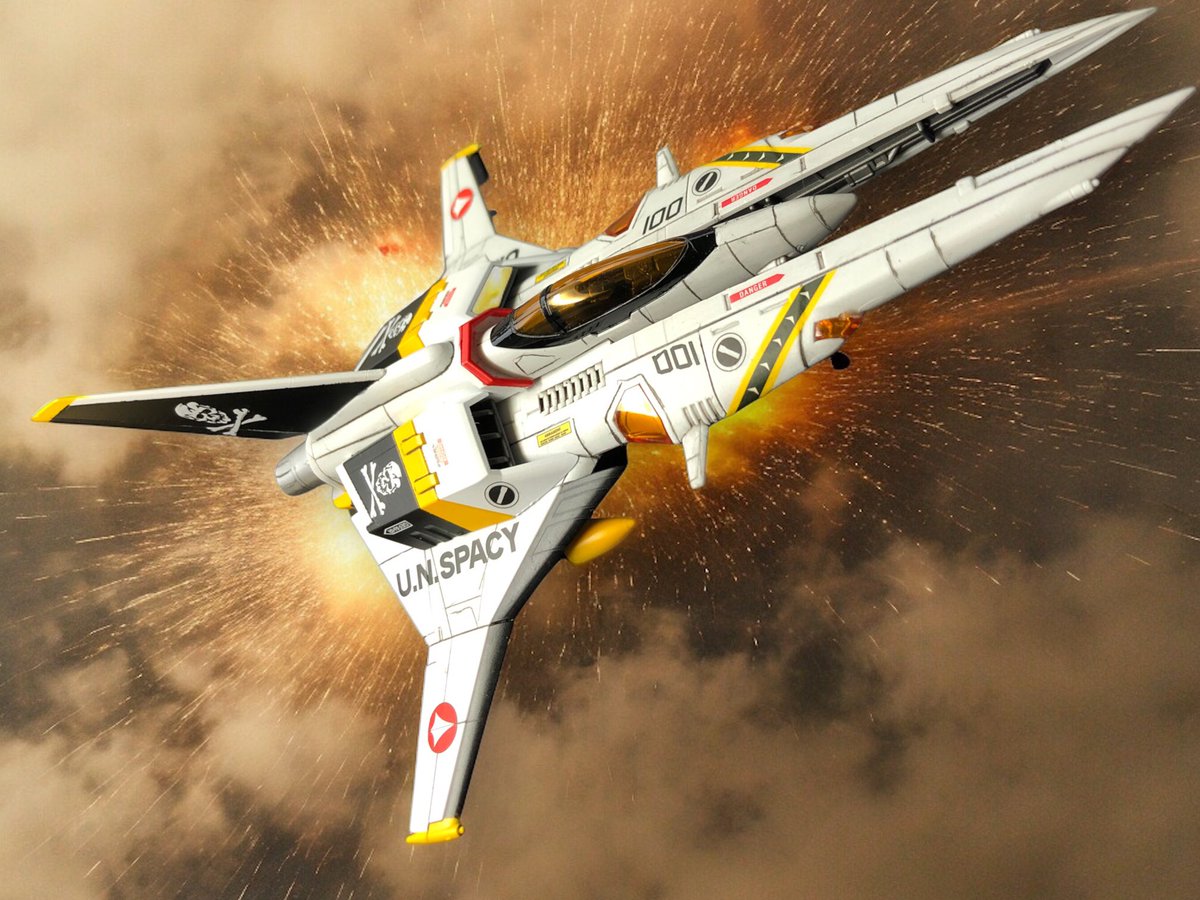 他人の作品画像をあたかも自分のそれであるかのようにするはよくないと