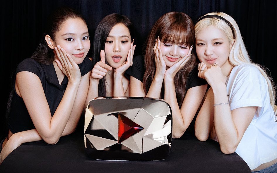 only BLACKPINK can do this.