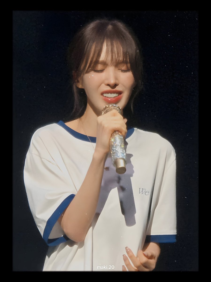 Shine bright! ✨🤍

#웬디와세상을파랗게
#Chapter32WithWendy
#웬디 #WENDY