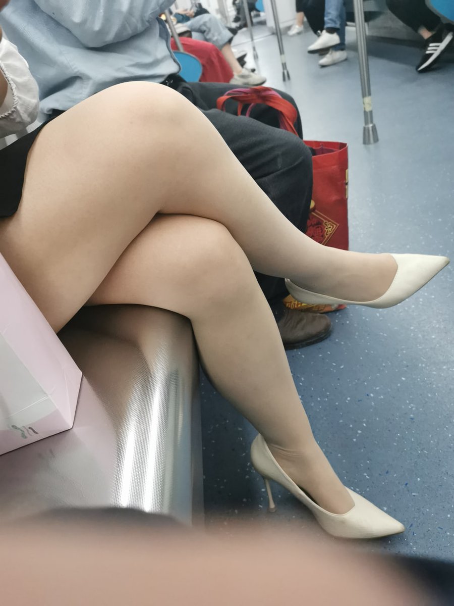 菜鸡街拍 tweet media