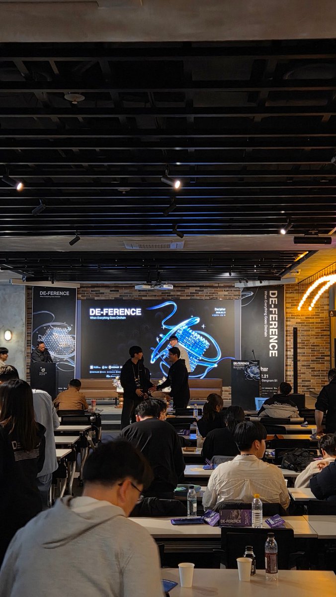 decipher tweet media