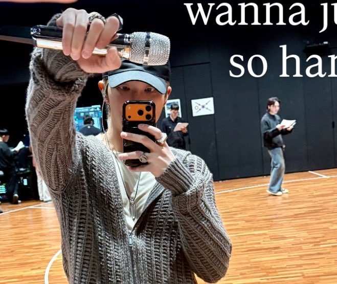 just fell to my KNEES