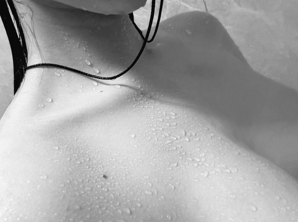 micheleluvyou's tweet photo. temenin mandi mau? https://t.co/K20WhO3rAq
