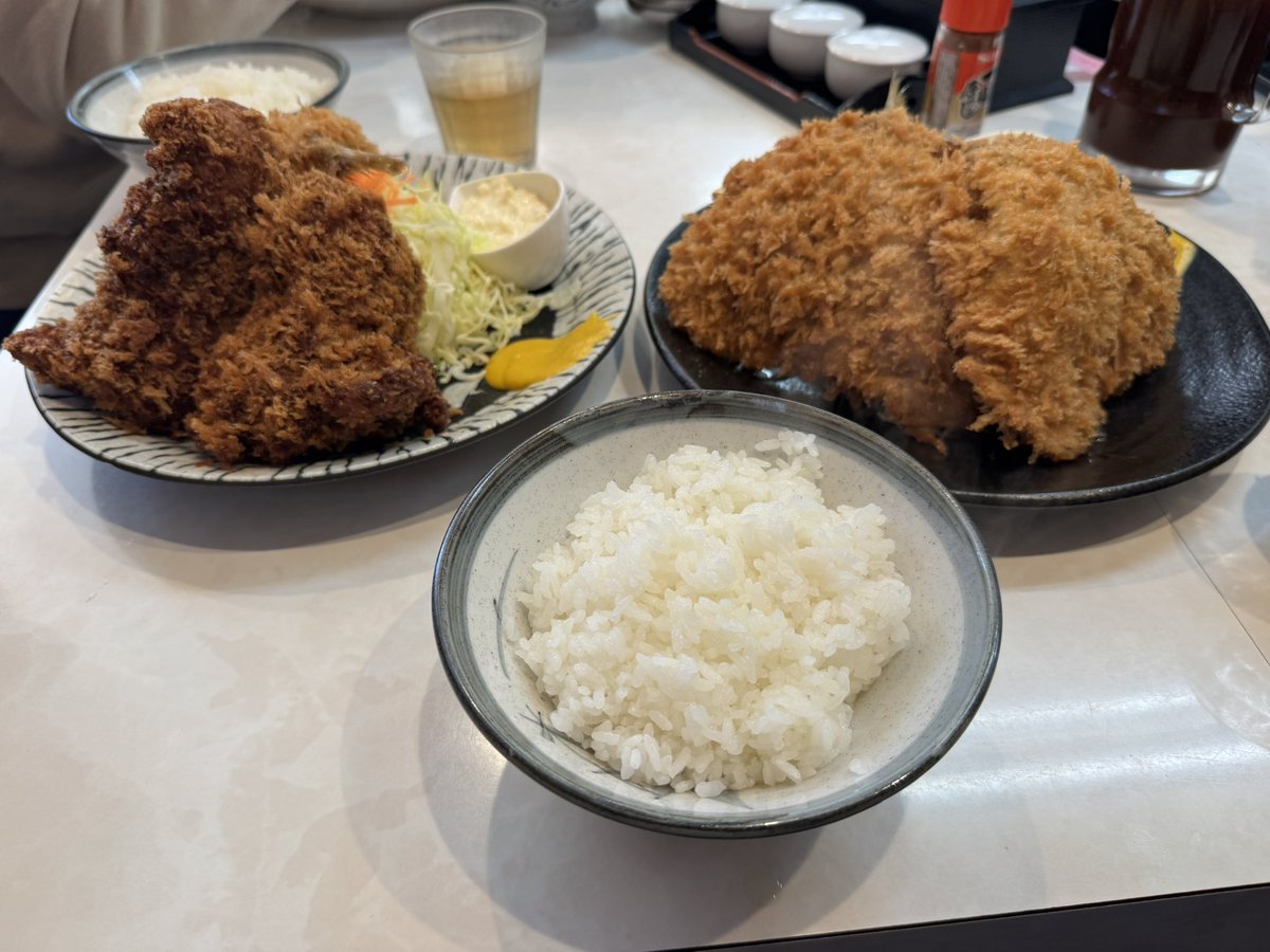 アジフライデカすぎ問題

左は意味わからんくらいでかいカキフライ