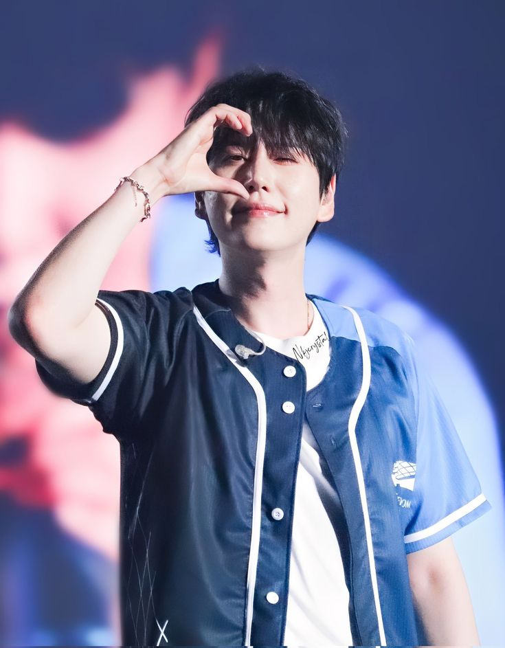 251114 ⋆.ೃ࿔💙*:･
SUPER SHOW 10 in TAIPEI ༘♡
#규현  #キュヒョン