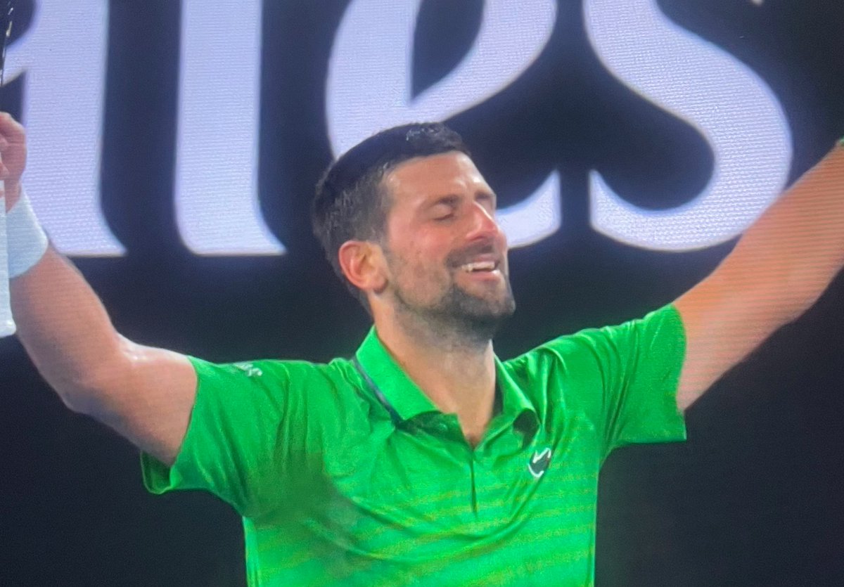 DjokovicUk's tweet image. A little reminder of what it looks like for a superhero to beat a sinner 😉

Pure bliss 🥰

@DjokerNole 

#NoleFam  #djokovic𓃵 #Superhero