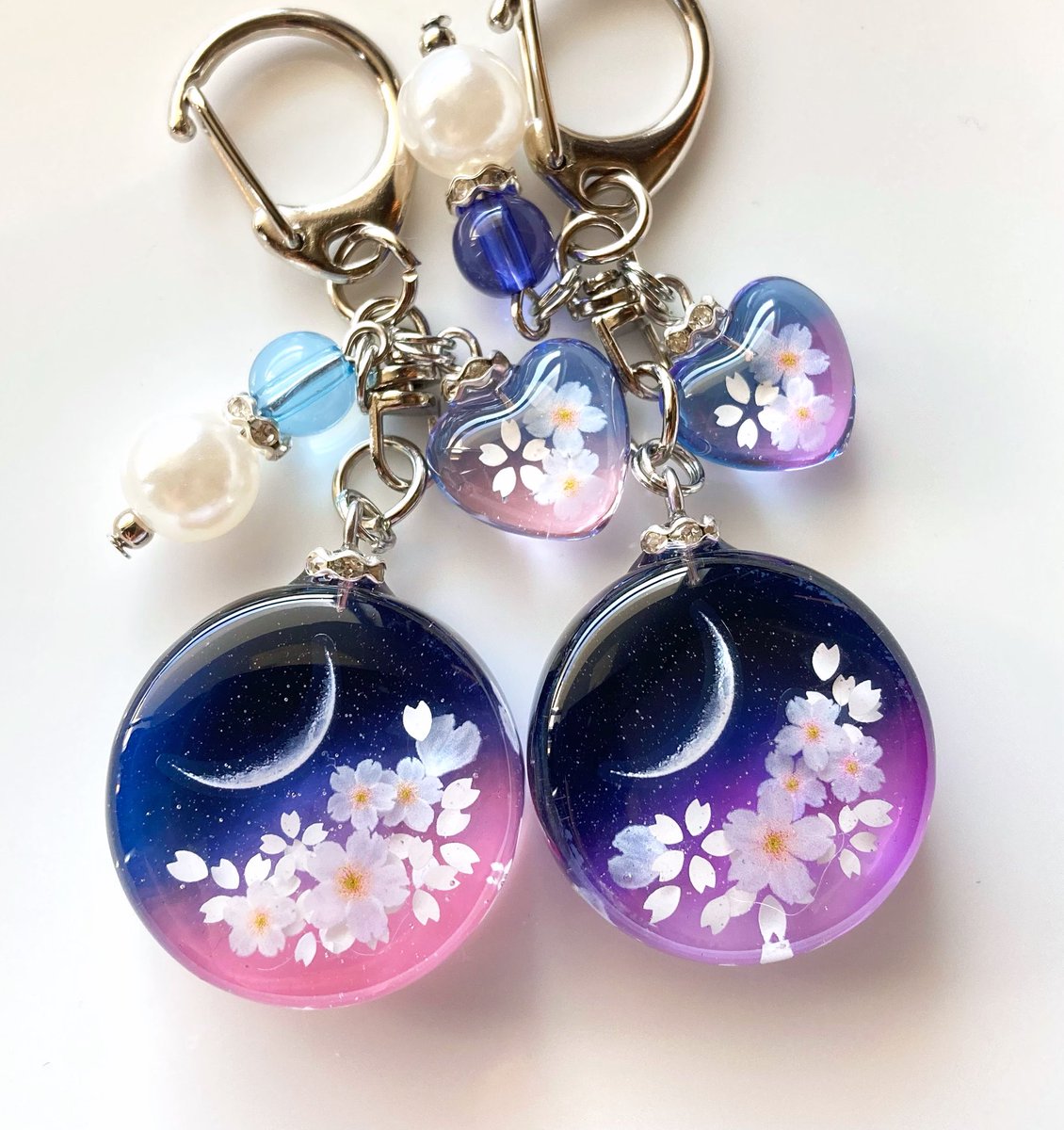 月夜桜バッグチャームできました🌙 #レジン #ハンドメイド #バッグ