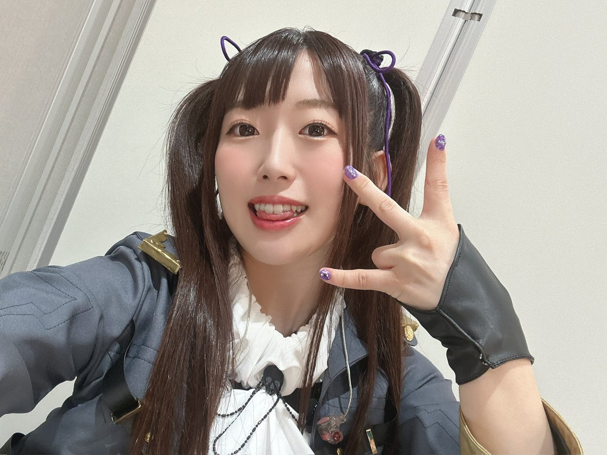 フルサイズでしか味わえないイタズラを是非味わっていただきたい！！😈ﾆﾔﾘ✨

初披露の思い出も蘇る〜♪
まだフルで聴いたことが無いPさんもこの機会に是非ッ！！！！！！！！！！

#シンデレラガールズ
#Idolmaster #小関麗奈
