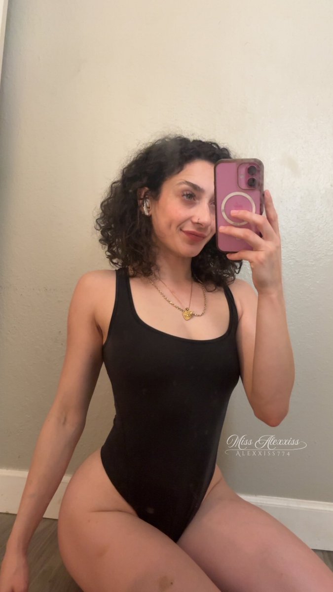 alexxiss774's tweet image. Relapse incoming 🔁