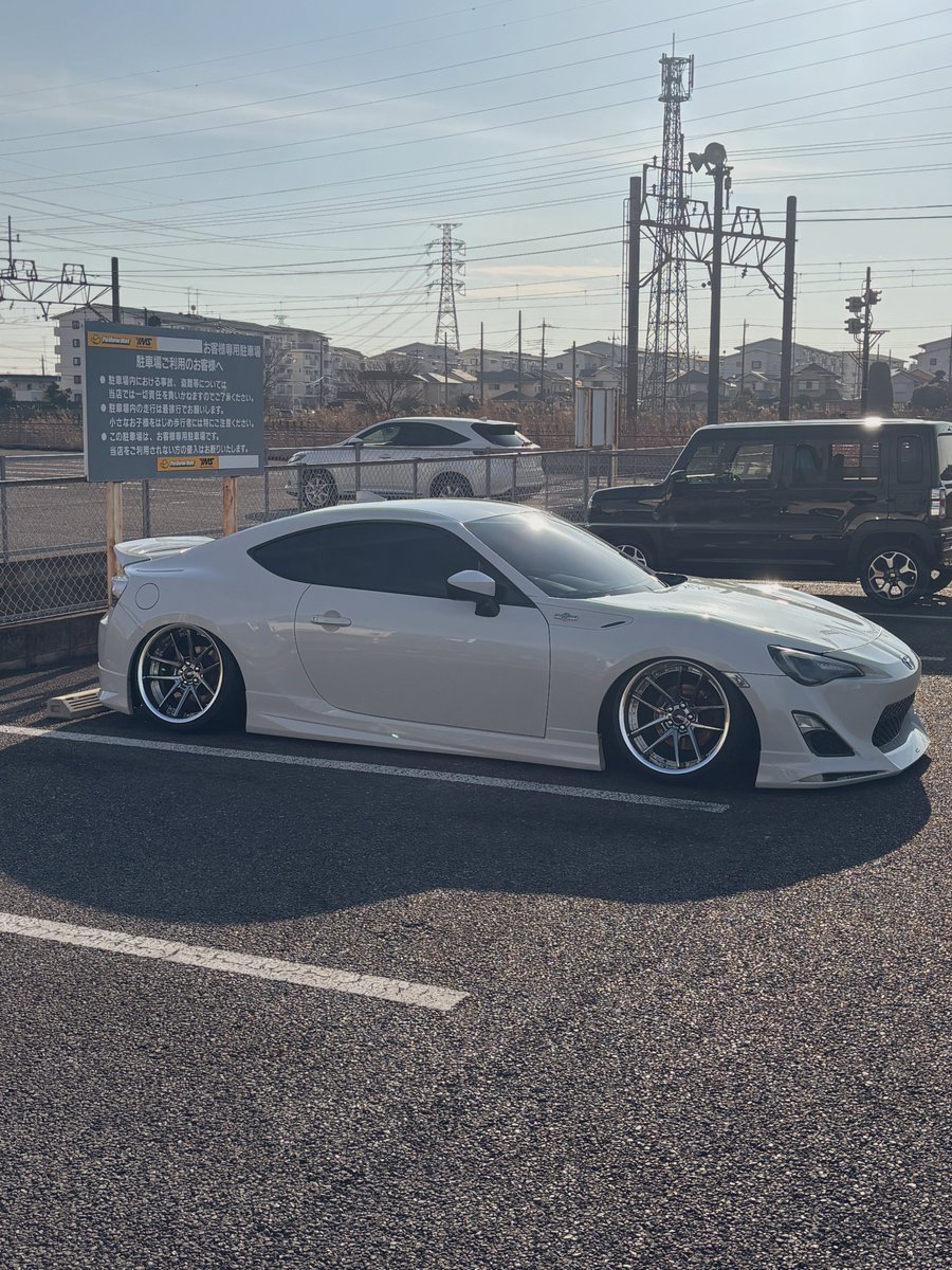 たかや tweet media