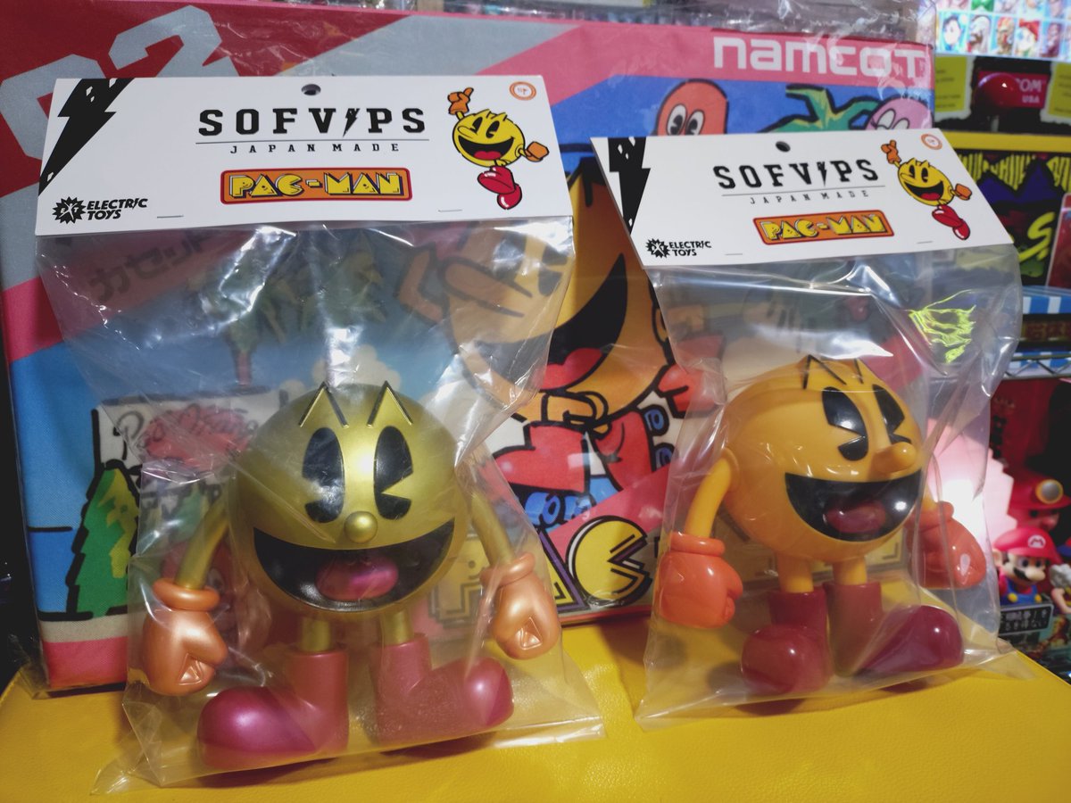 SOFVIPS パックマン メタリックカラーが届きました。 通常版のソフビと 