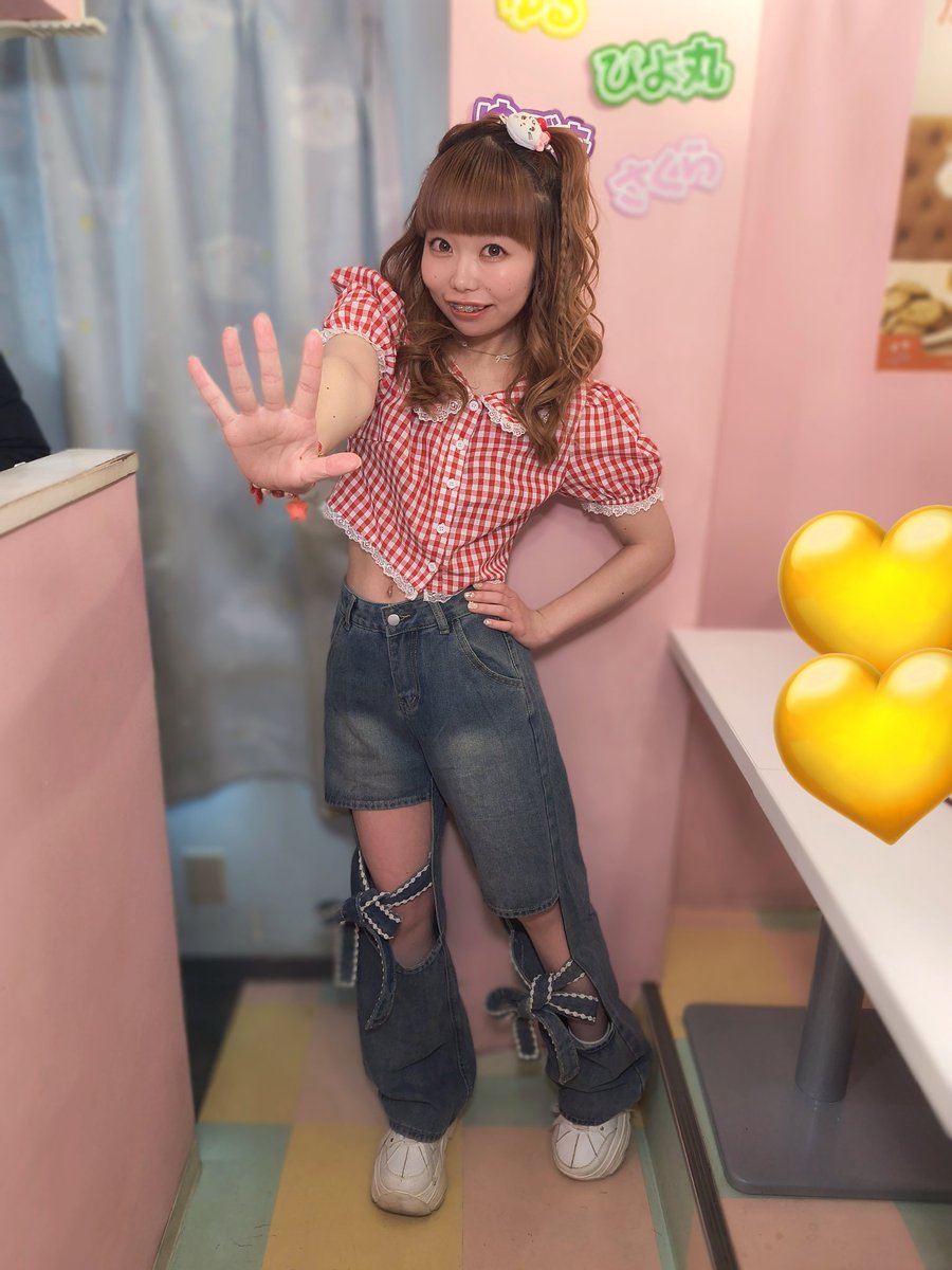 衣装チェンジしました💛🌼 後半もまだまだお待ちしております