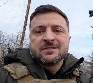 З першого дня при владі.Першим законопроектом (написаним портновим) намагався люструвати директора КБ Луч Коростильова, розробника ракет Нептун.
Скасував ракетні, снарядні програми.
Зірвав закупку ракетних катерів-носіїв Нептунів.
Зате дав добро Богуслаєву постачати російській