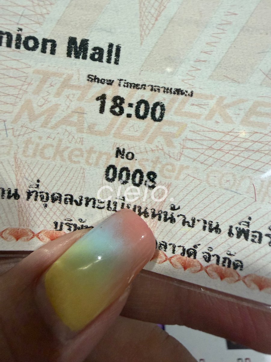 รีวิวย้อนให้ค่า ปีที่แล้วแบบขอบคุณร้านเลย ที่นั่งเริ่ดทุกงานนนนน 💖💖💖 #RVSWT