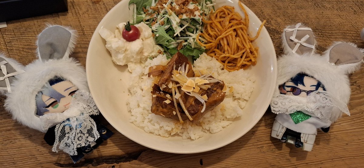 イベントおつかれさまでした～

けつさんから爆速でもらった写真で速報💋➰💕

ユウくん→けいさん

#コミック一揆2026冬