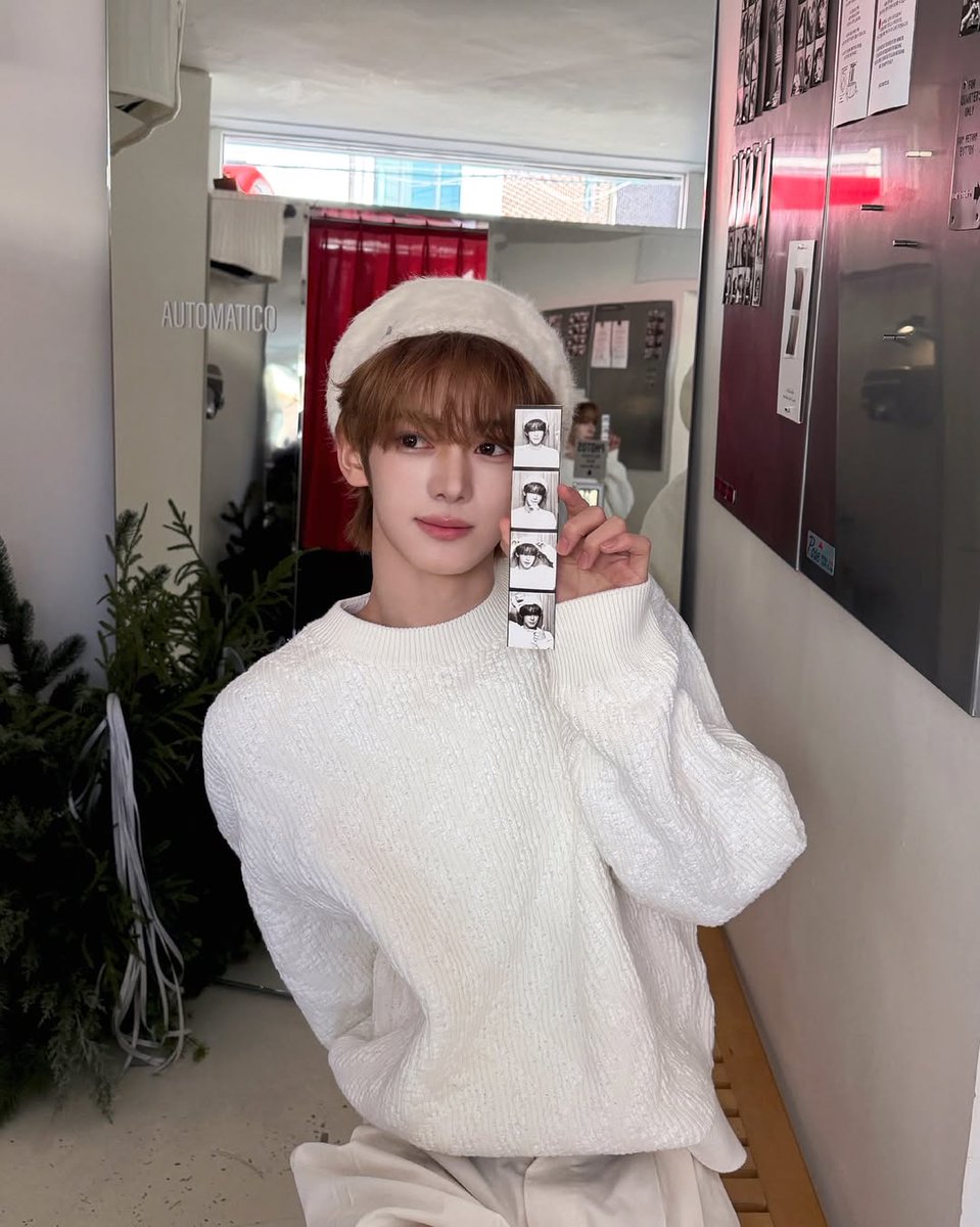 [INSTAGRAM] 260221

TWS #HANJIN Instagram Update
🎧 Enhypen - Polaroid Love

"Polaroid Love💗"

#한진 #TWS #투어스 #247WithUs <a href="/TWS_PLEDIS/">TWS</a>