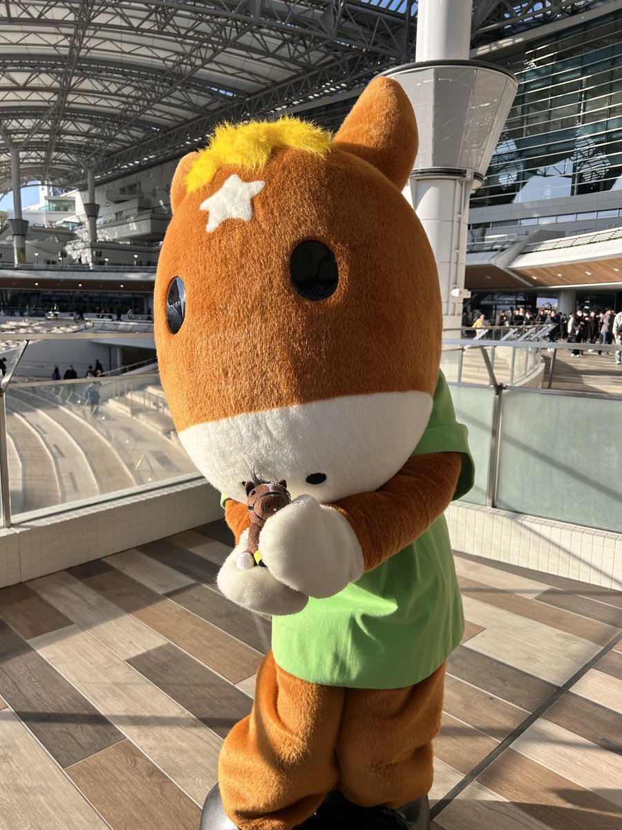 今日のターフィーくんは通常形態でした
今日も楽しかった競馬！
またな！