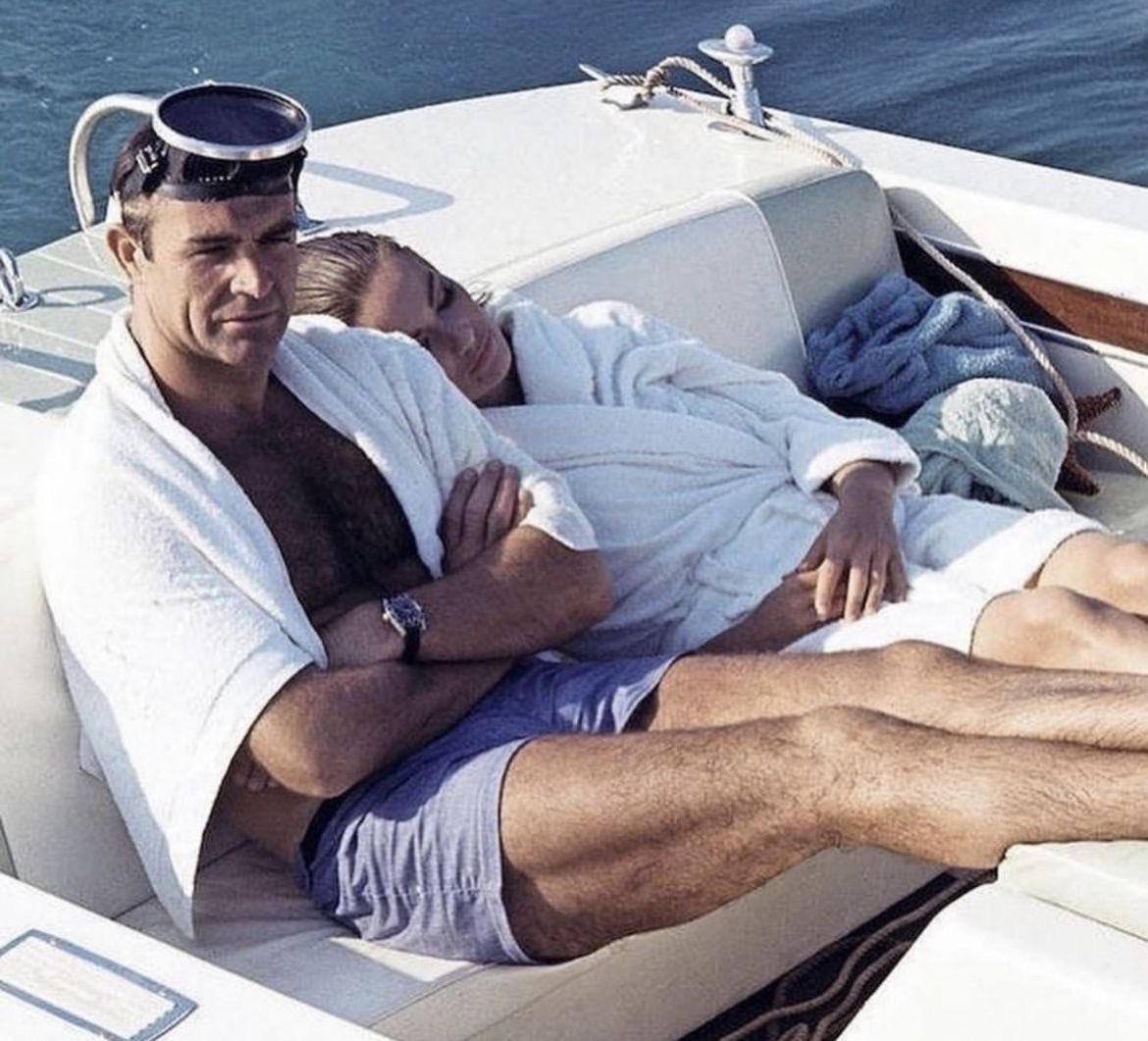 cigarosolis's tweet photo. Me and my racist girlfriend on the morning after https://t.co/YB0QAytKjI