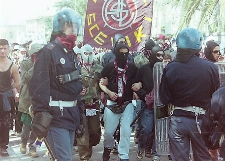 ultras_antifaa's tweet photo. The legendary terrace group of AS Livorno Calcio; Brigate Autonome Livornesi (BAL99).

The biggest and most influential group in the history of antifa ultras. https://t.co/HgedypczR1