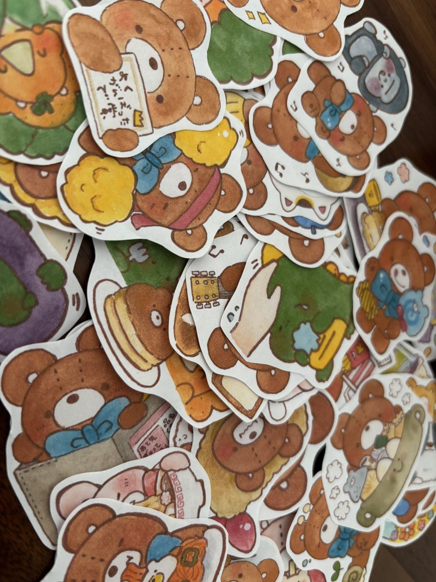 500円以上購入でシール1枚プレゼントするよ🧸𓂂𓏸

#コミティア155