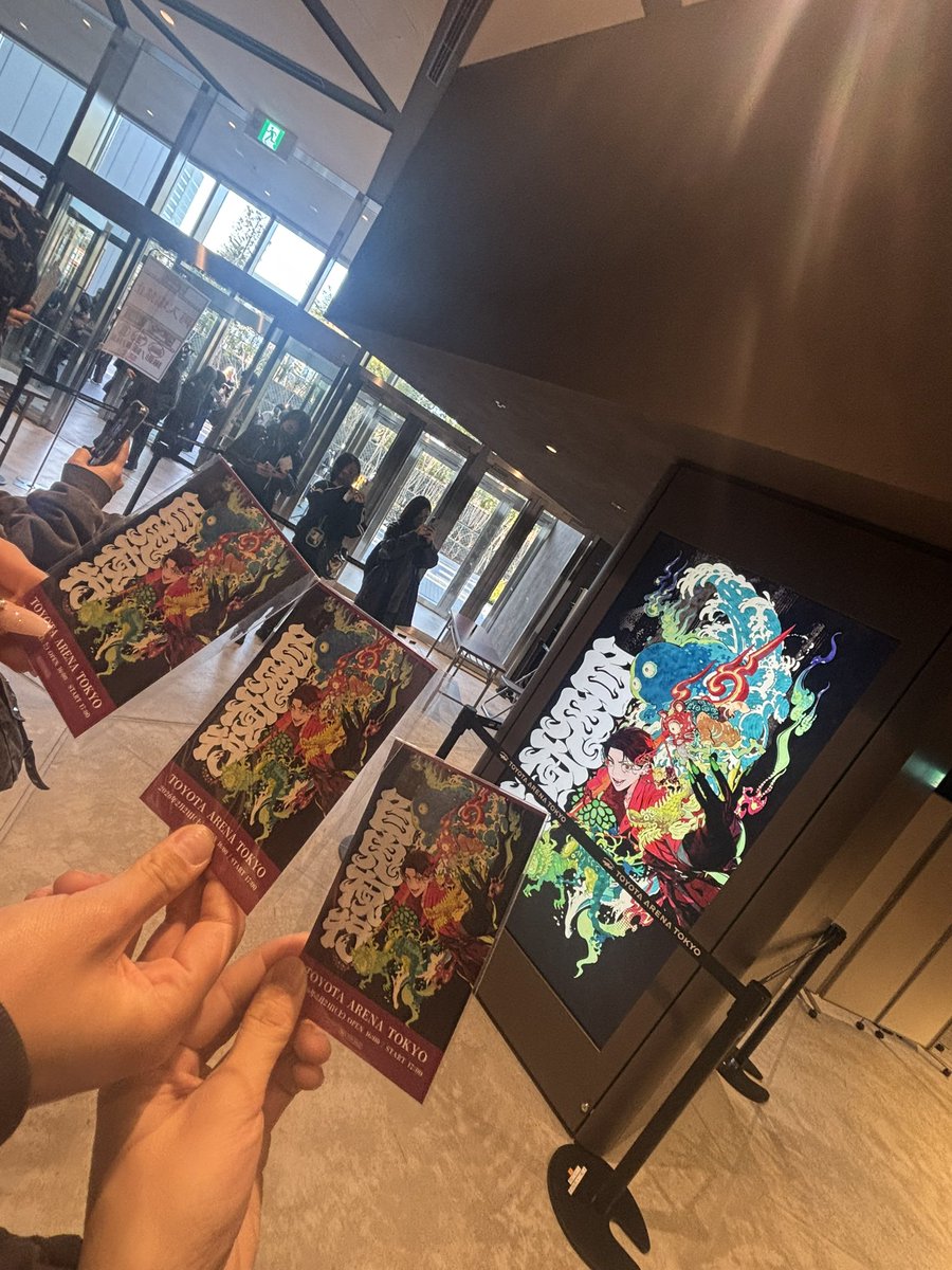 hnd_ark's tweet photo. 今日はこちら🥸🥸🥸 https://t.co/M6IqQAMhM5