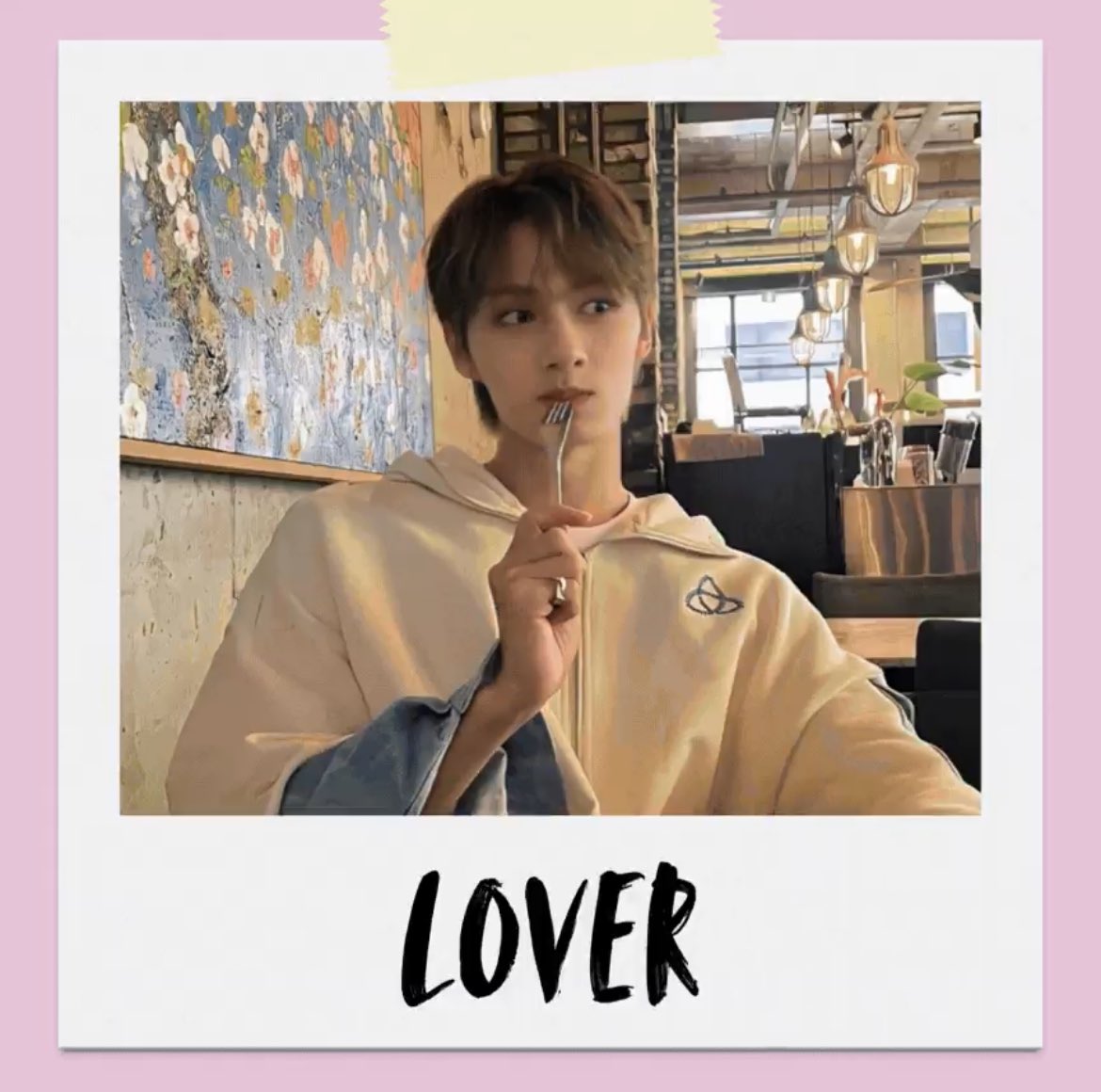 charm ᗢ₊˚ (@chanofhearts) on Twitter photo 