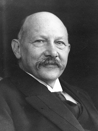 Died #otd Heike Kamerlingh Onnes, Dutch physicist and Nobel laureate, 100 years ago today #HeikeKamerlinghOnnes life story...