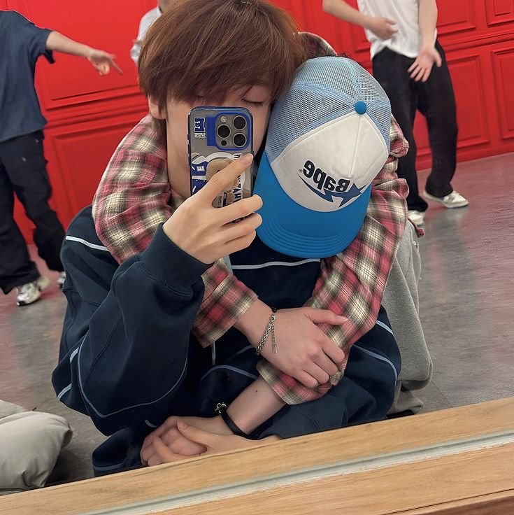 woongk1ss's tweet image. what the FUCK are chih en and woongki...? yall are sleeping on them sm i better see everyone chihki pilled when i wake up and a million fics on ao3 about them!!!

(please tag me on all chihki content i beg you)