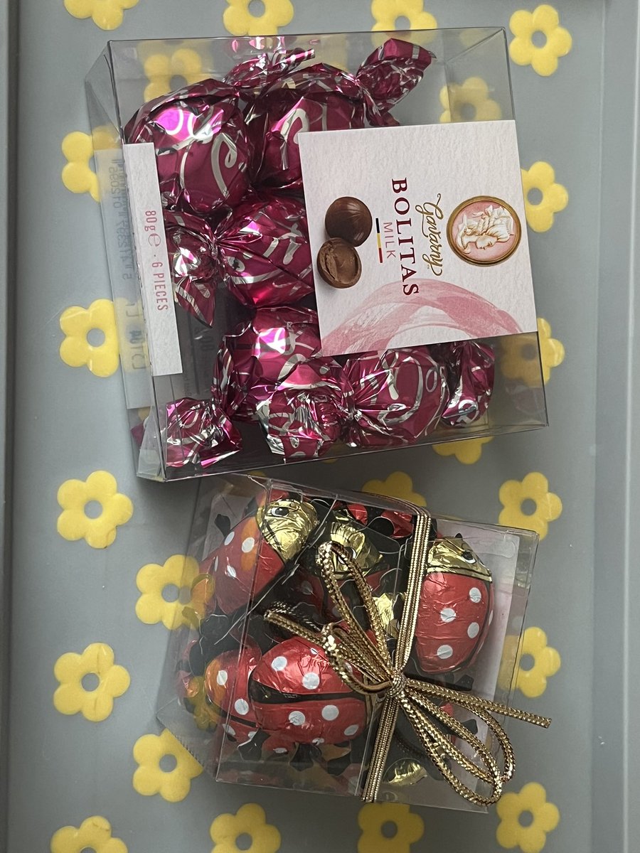 遅ればせながら… 今日2件回ってやっとこの二つをゲット🙌 チョコ大好き