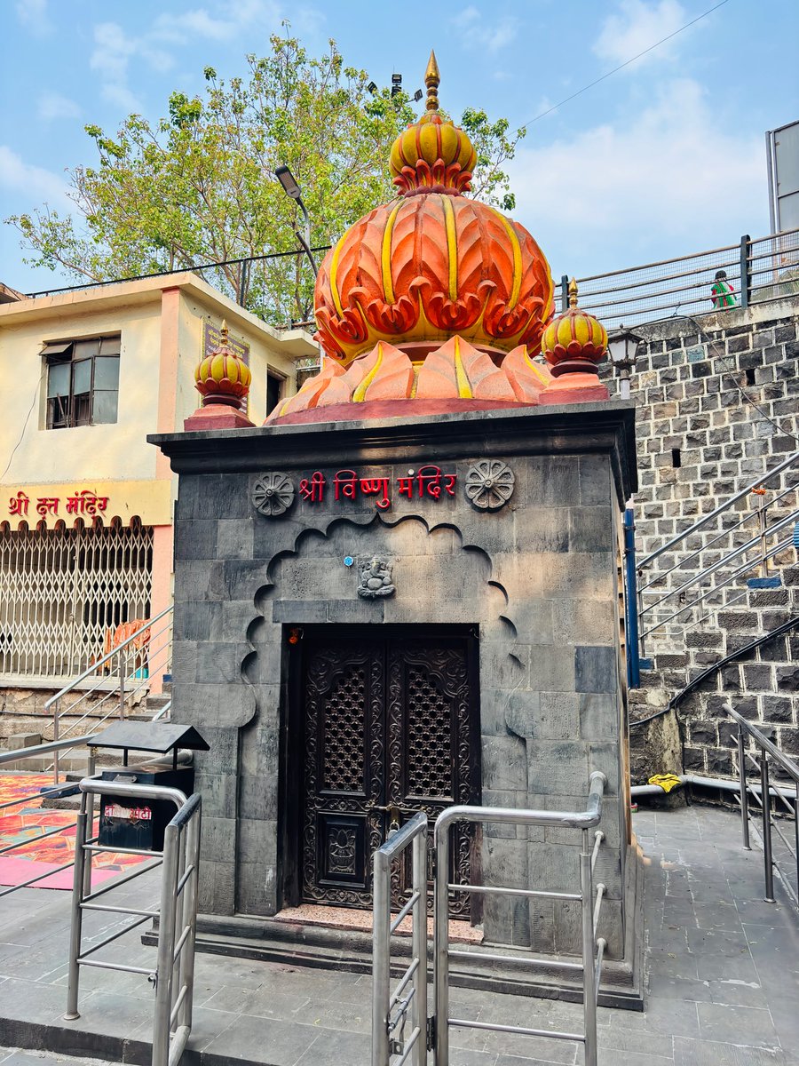 prithviraaaj004's tweet photo. Omkareshwar Temple , Pune
Location : https://t.co/RenqOeNZAZ…
Thread 🧵
#Pune_Aesthetics
#Pune #Aesthetic #History #travelling #wanderlust #pune_must_go_places #tourism #maharashtra #forts #google_map #bajiraopeshwa #Chimajiappa #shaniwarwada #Tours https://t.co/v6DnS94nHw