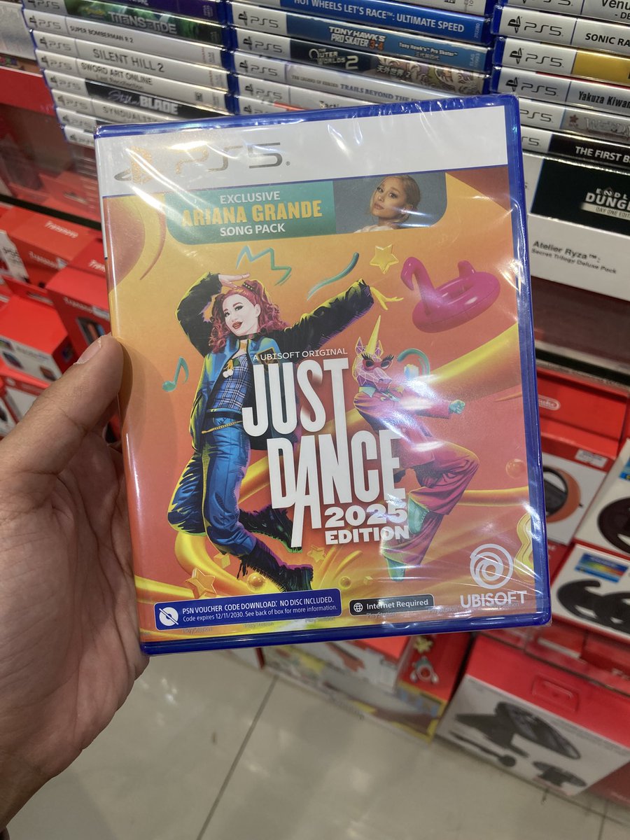 sakana 🌙 tweet media