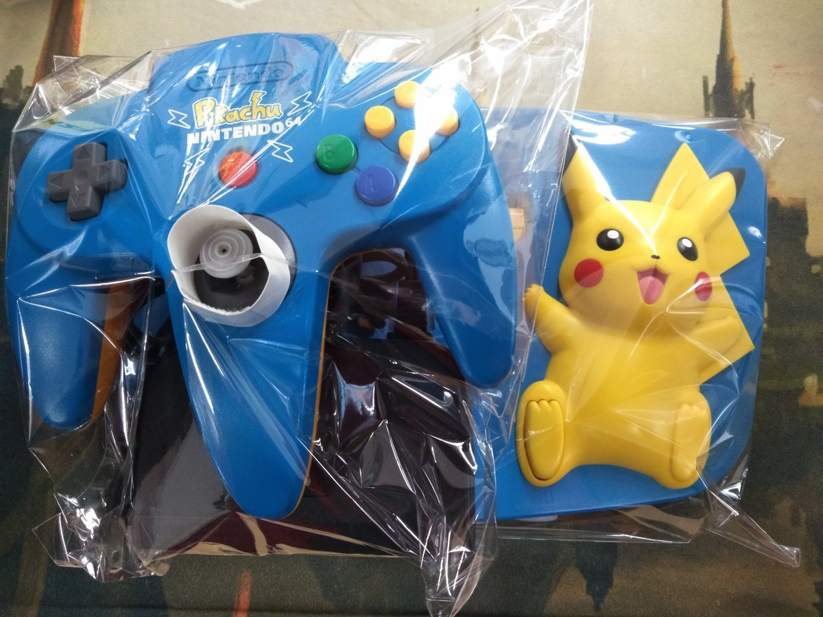 桃太郎王国木更津店です😄 ニンテンドー64本体 ピカチュウ 箱説なし お