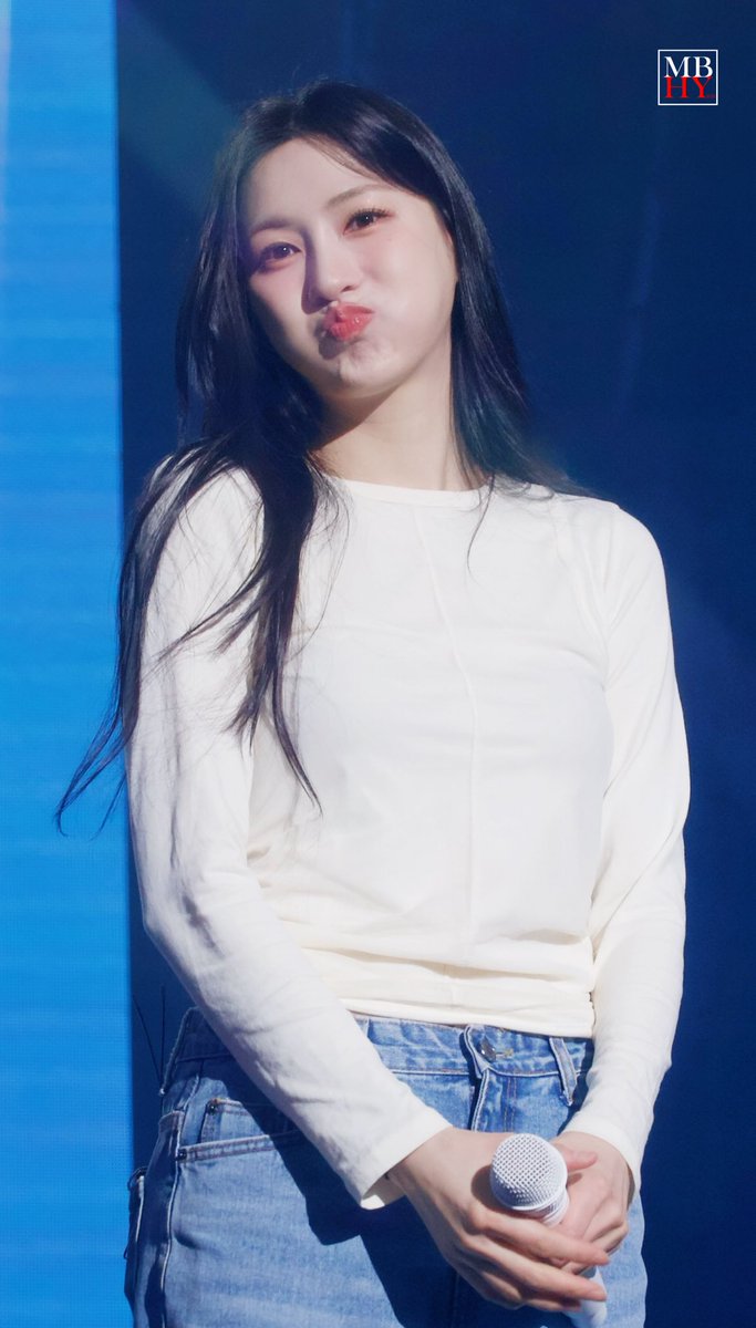 Mostbeautifulhayoung tweet media