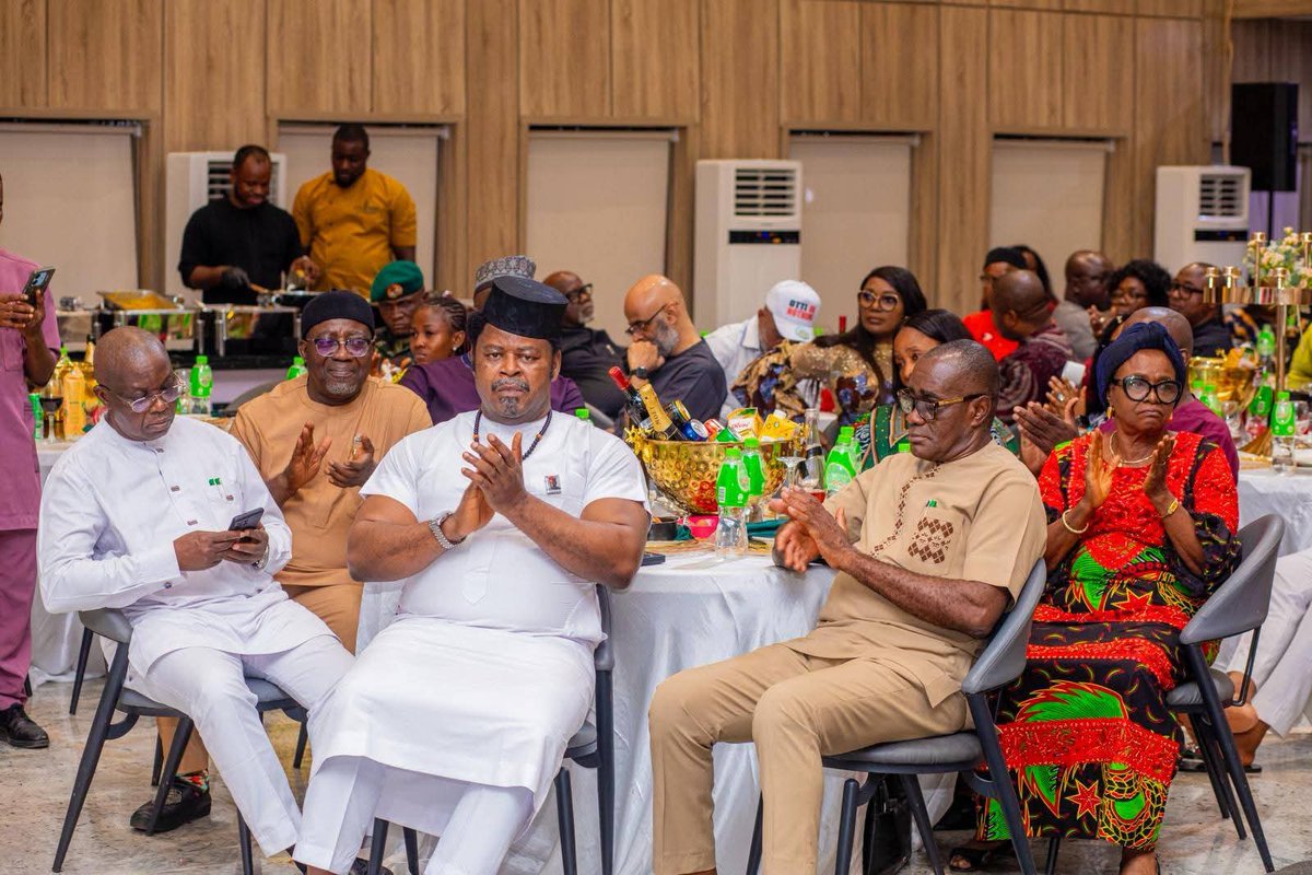 ultimate4senate's tweet photo. Prof. Kenneth Kalu is a good brother to me. https://t.co/tNlIXCwQRG