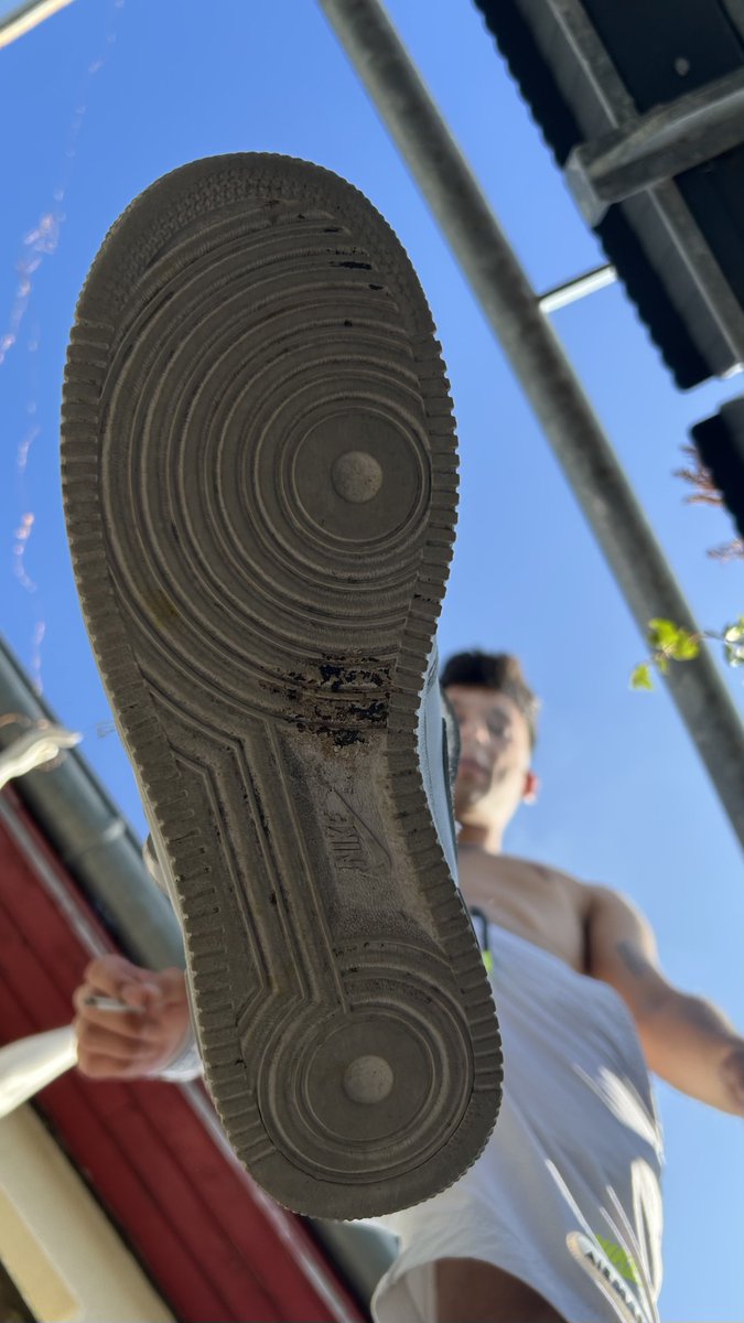NikeMasterMylo's tweet photo. gonna make a comeback as cashmaster because i realized that i‘m just so much better than a lot of the wannabes 🥱 it was fun while it lasted, but humiliating you fuckers is just so much more fun 😈 https://t.co/DWLuXNeUwr